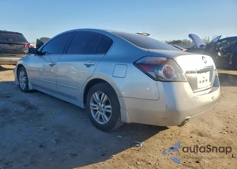 2010 Nissan Altima Base z USA, uszkodzony, nr VIN 1N4AL2AP9AC172987